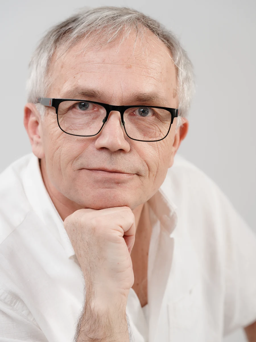 Stefan Podedworny — autor książki „Oddech decyzji”